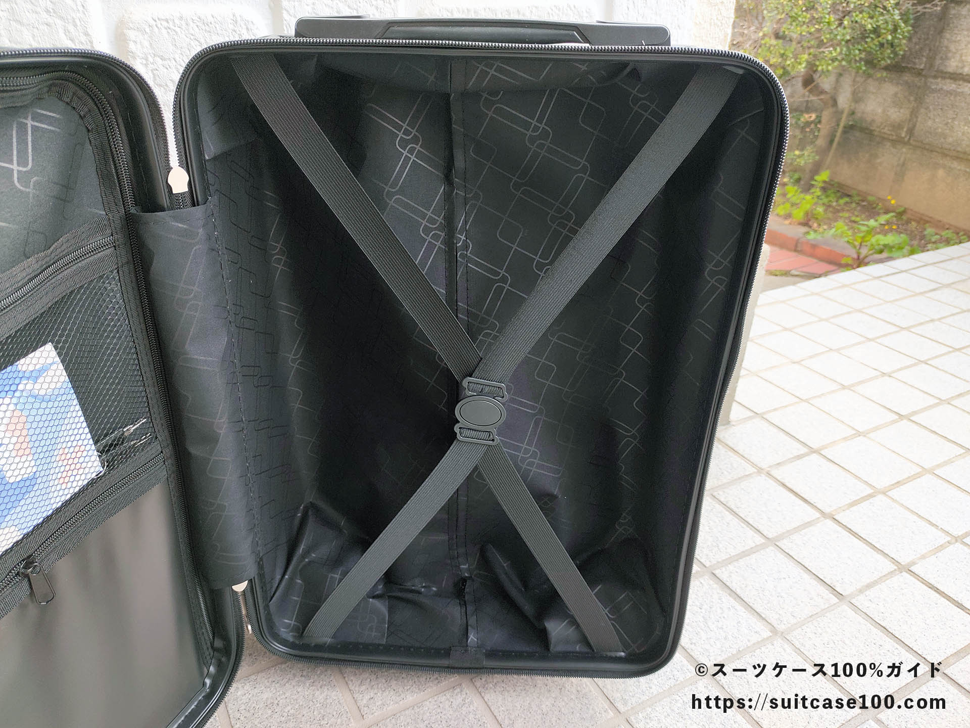スーツケース Reezu（レーズ） 内装レビュー Xバンド