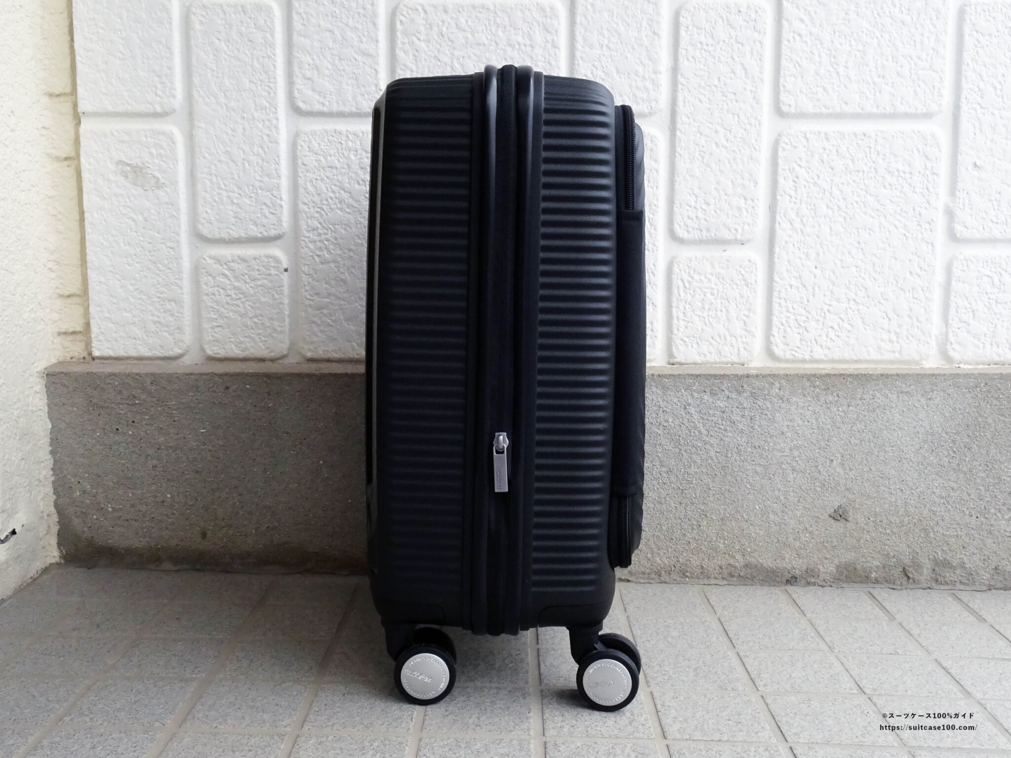 アメリカンツーリスター キュリオ レビュー！評判のスーツケースをプロが検証