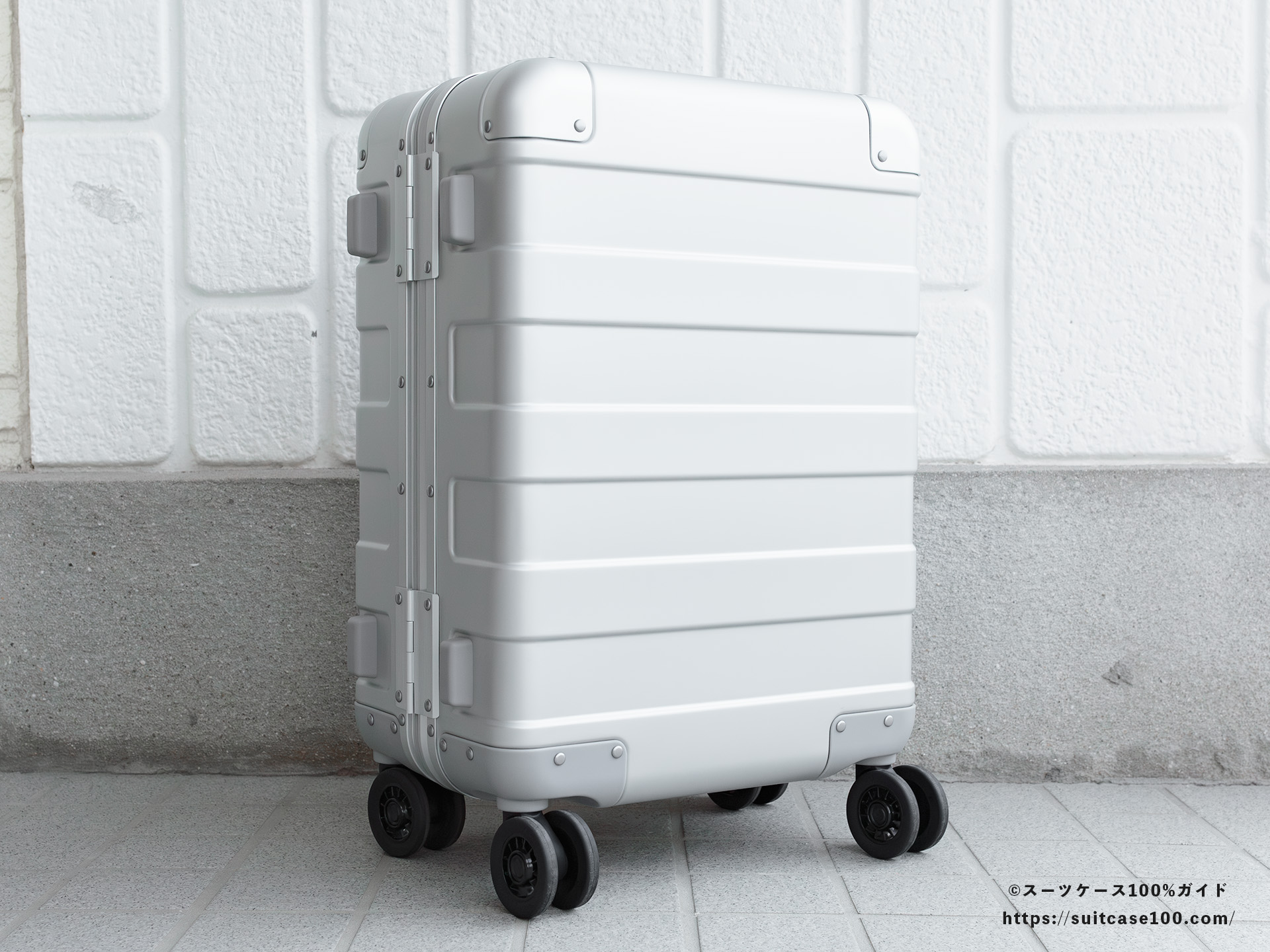 無印良品(MUJI Labo)アルミハードキャリーケース 外観レビュー 全体図