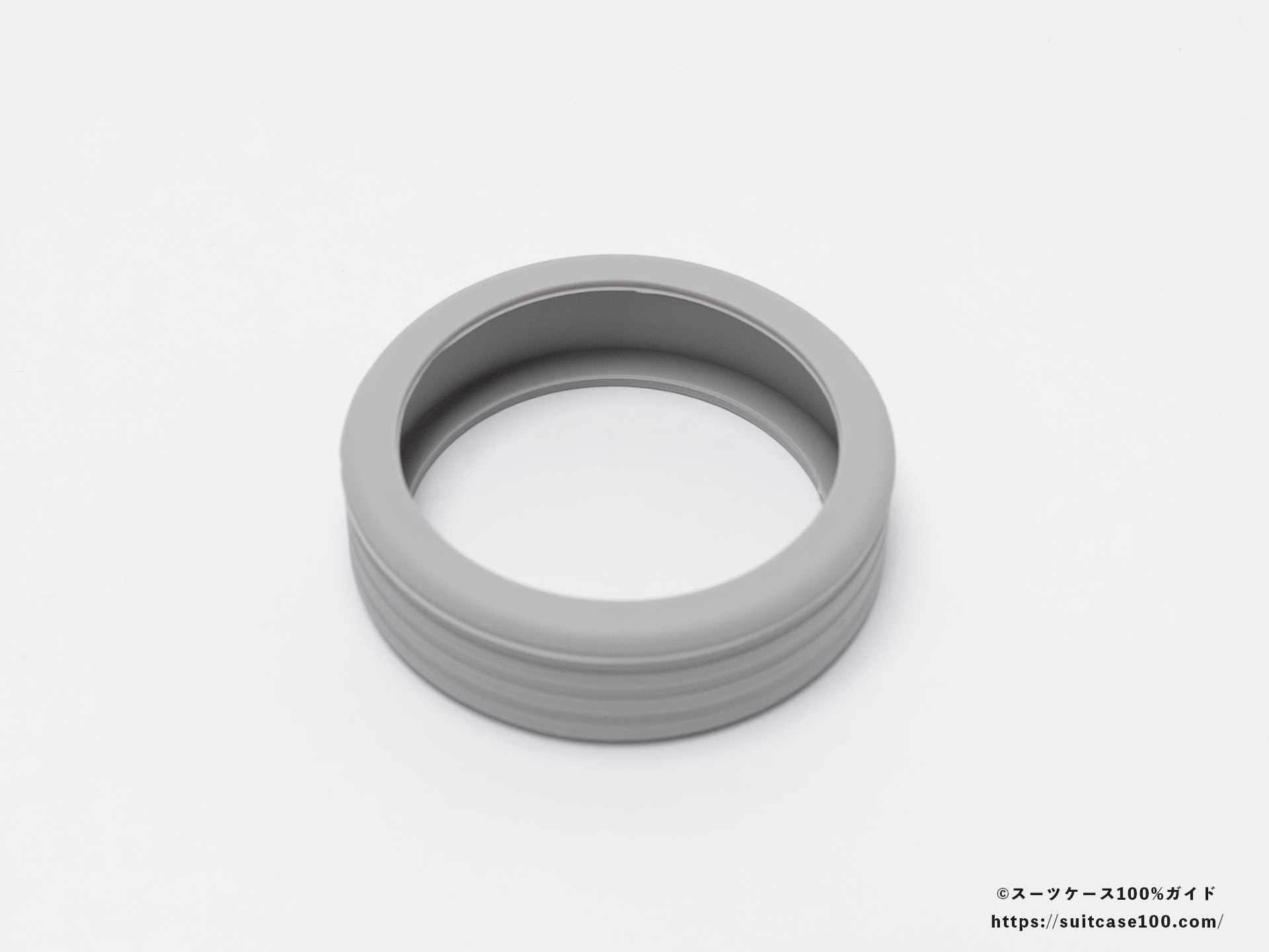 ダイソー シリコーンキャスターカバー 外観レビュー 横に置いた図