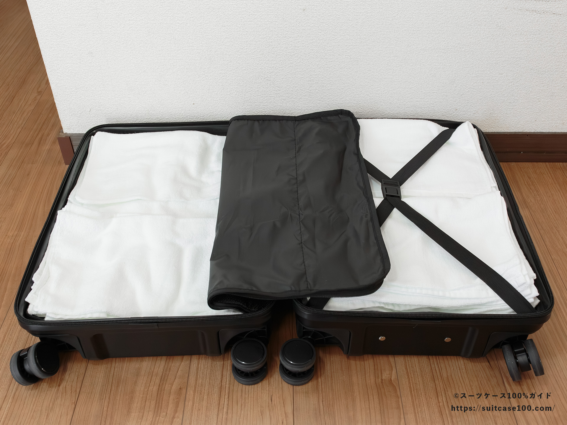 3COINS(スリーコインズ) 機内持ち込みサイズスーツケース レビュー 実際に荷物を入れてみた