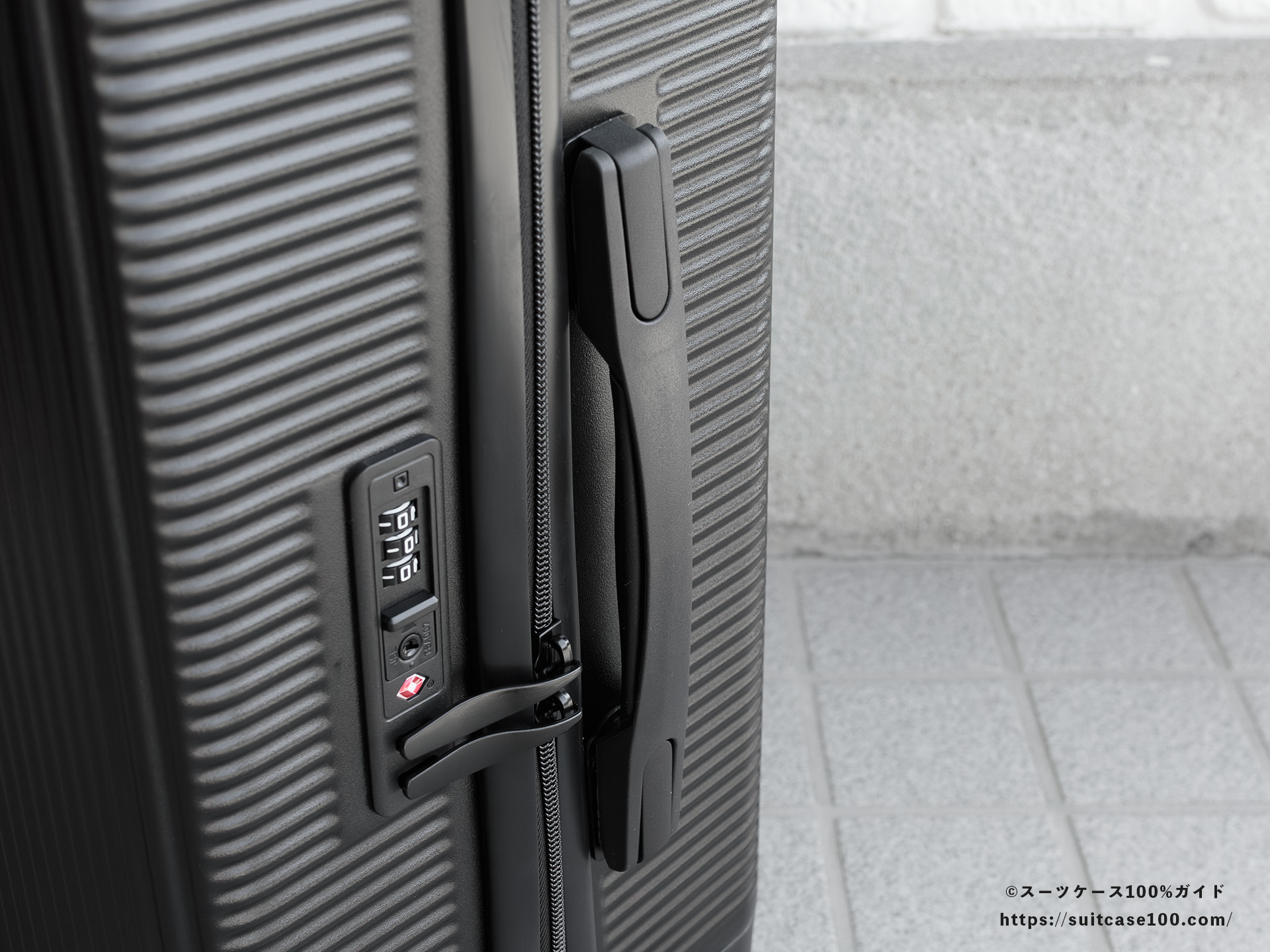 3COINS(スリーコインズ) 機内持ち込みサイズスーツケース サイドハンドルレビュー