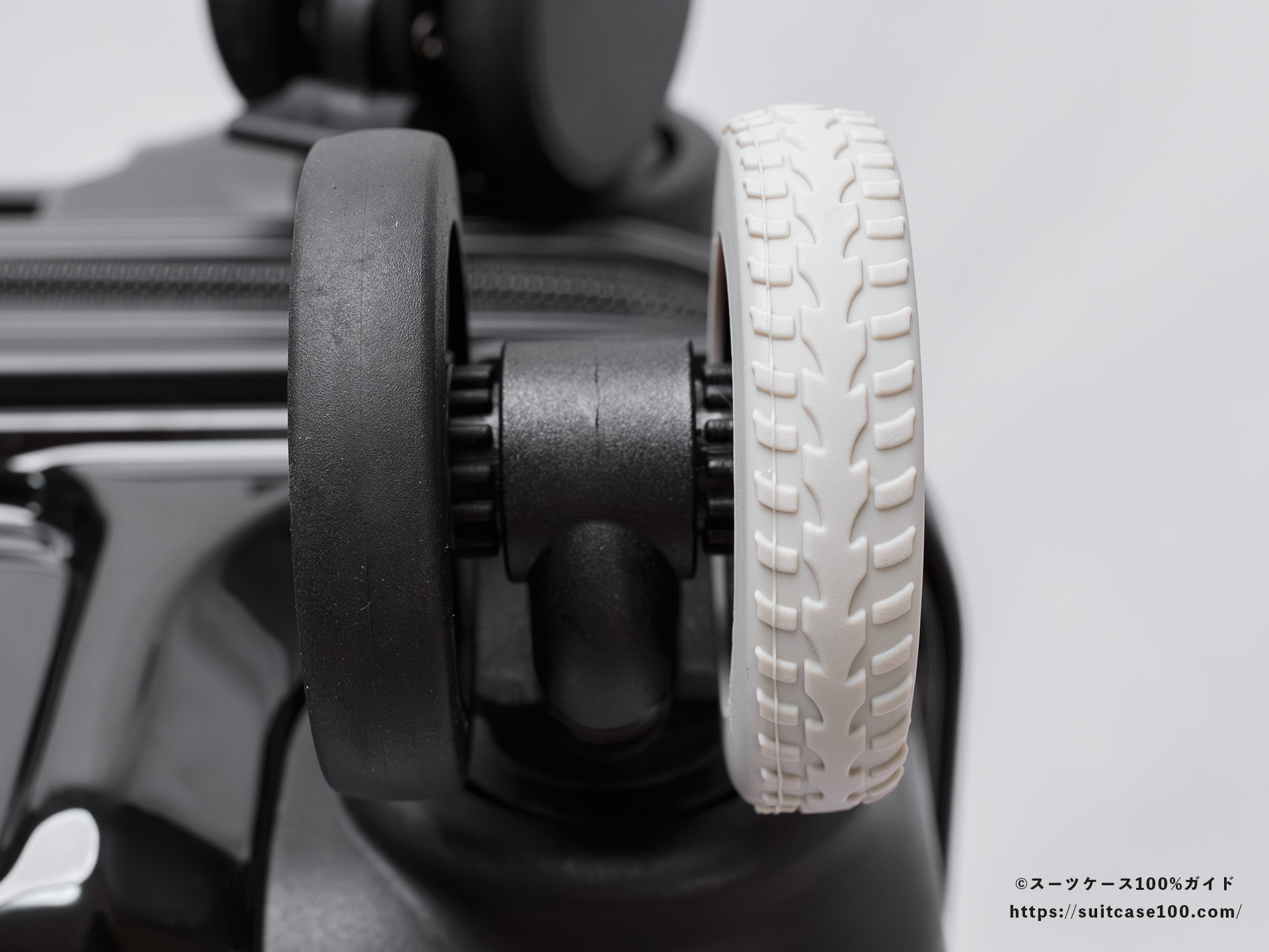 Hanrey キャスターカバー レビュー 60mmキャスターに装着した図