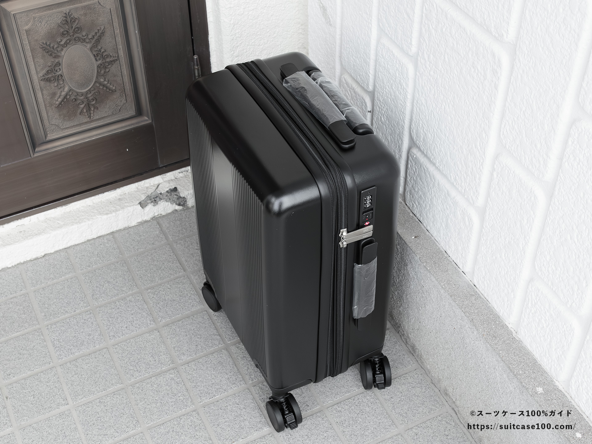 Soolom L888 レビュー 本体カバーを外した状態