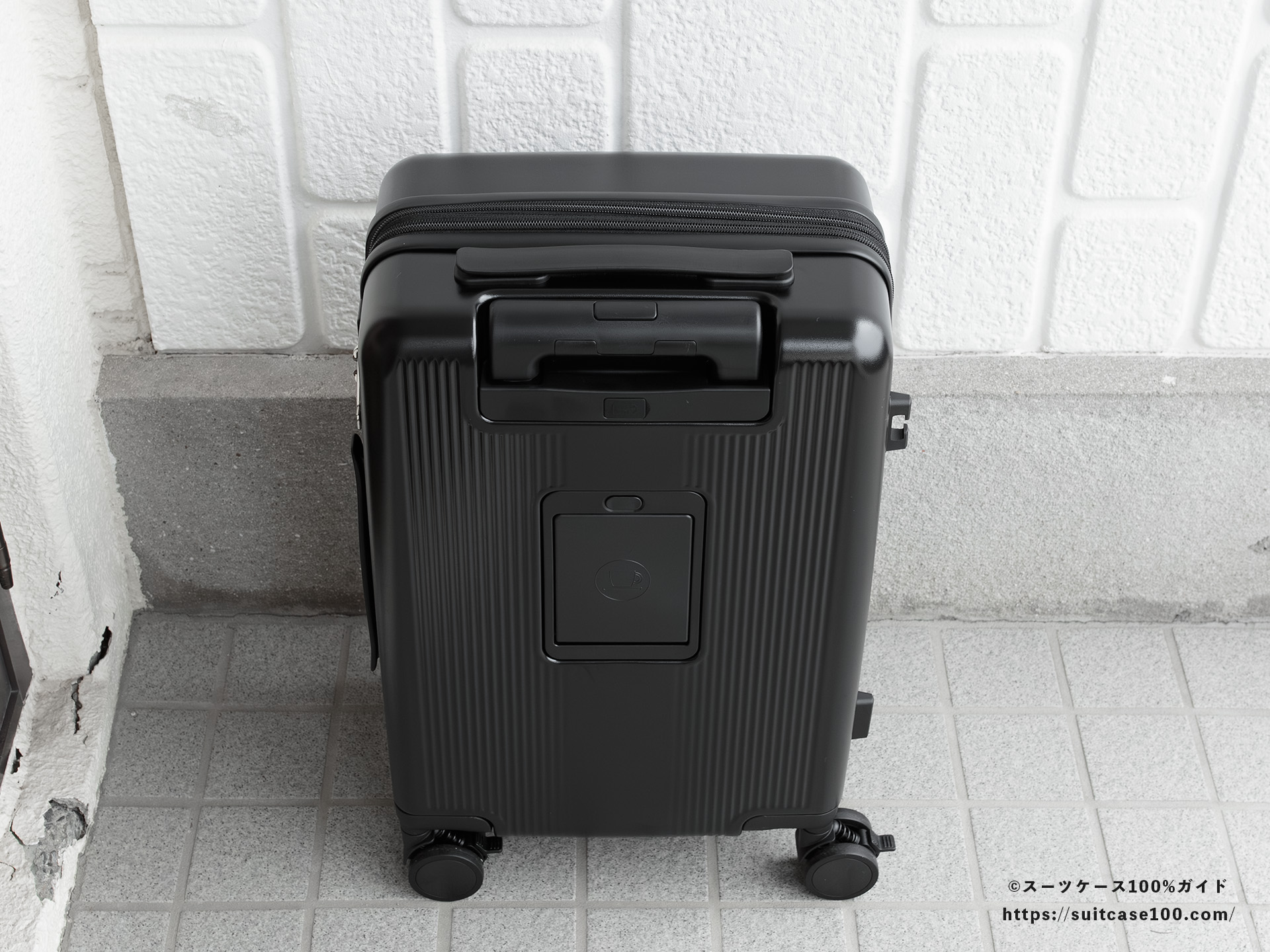 Soolom L888 外観レビュー 背面上部