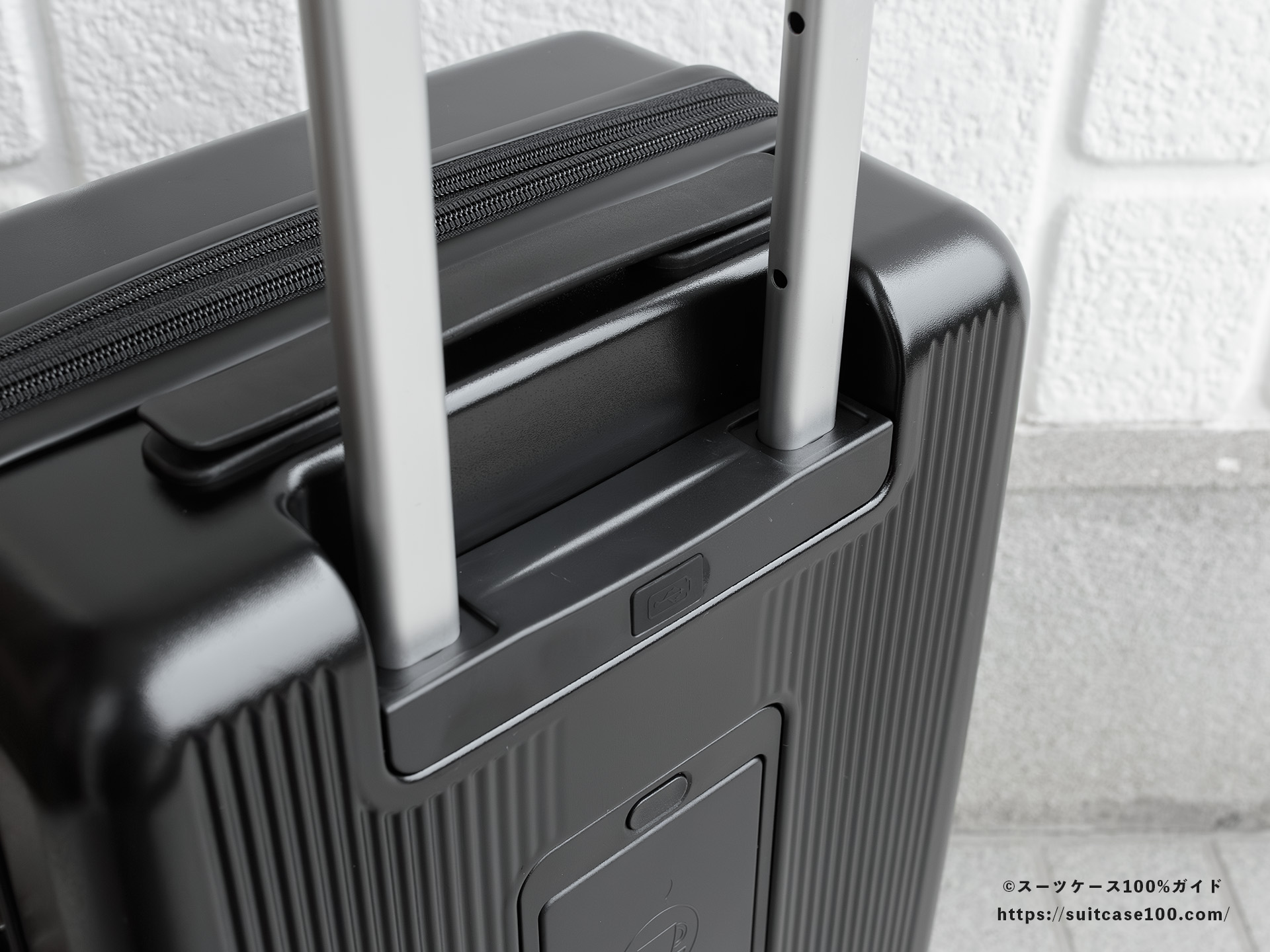 Soolom L888 キャリーハンドルレビュー 付け根拡大