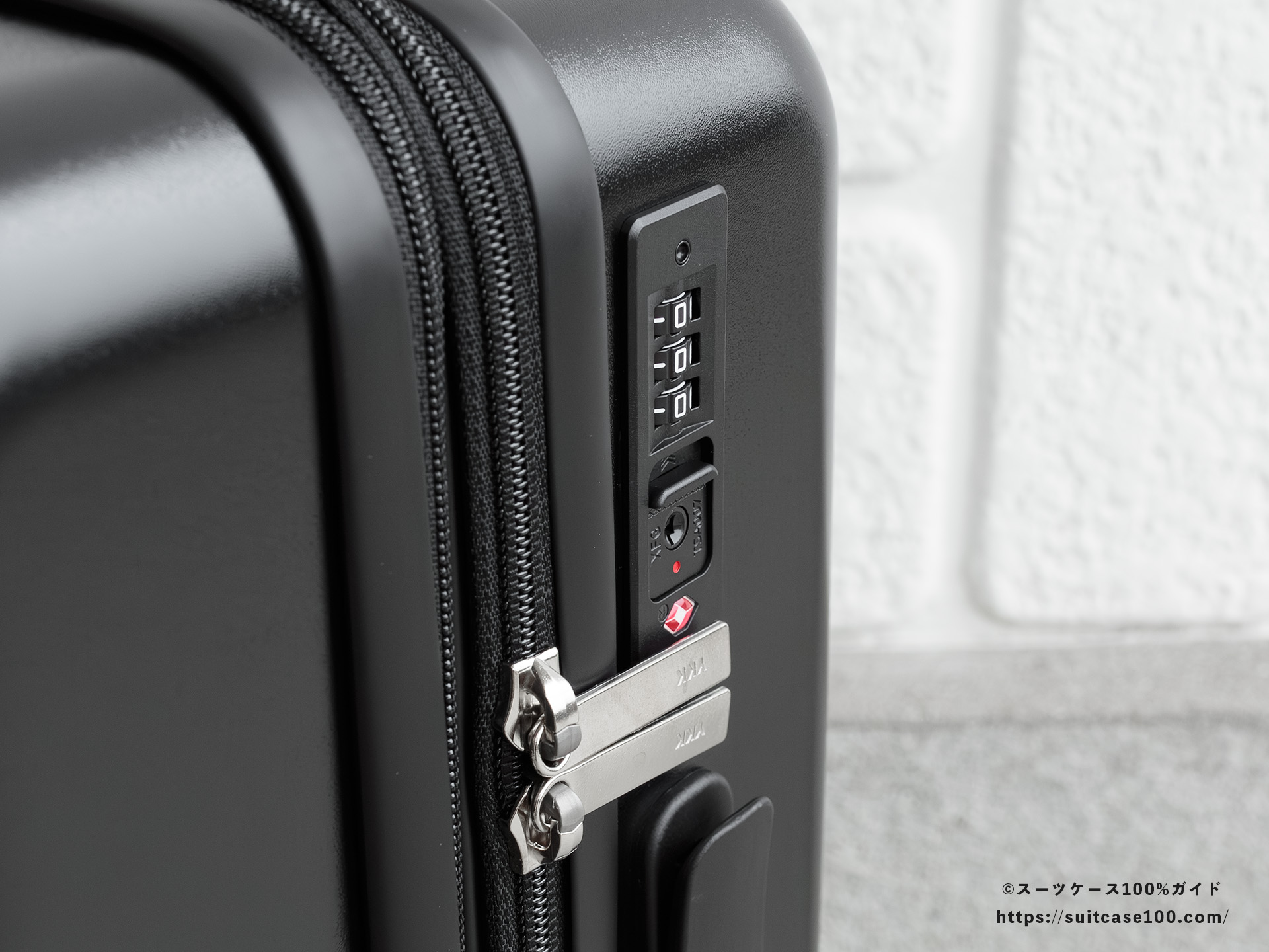 Soolom L888 TSAロックレビュー 斜めから見た図