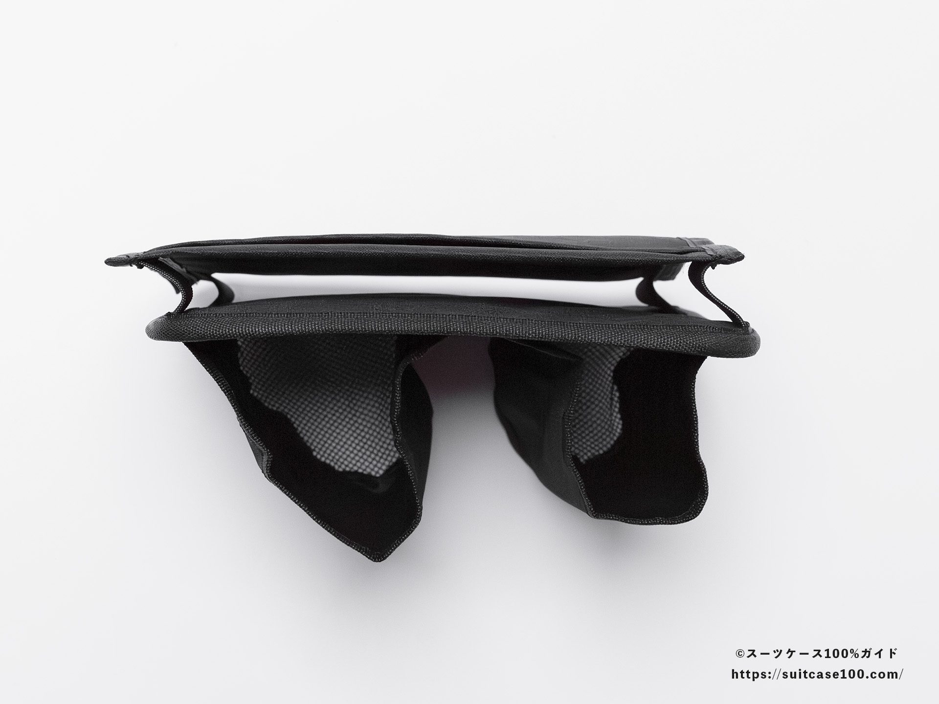 スタンダードプロダクツ スーツケース用ボトルホルダー 外観レビュー 立て真上から見た図