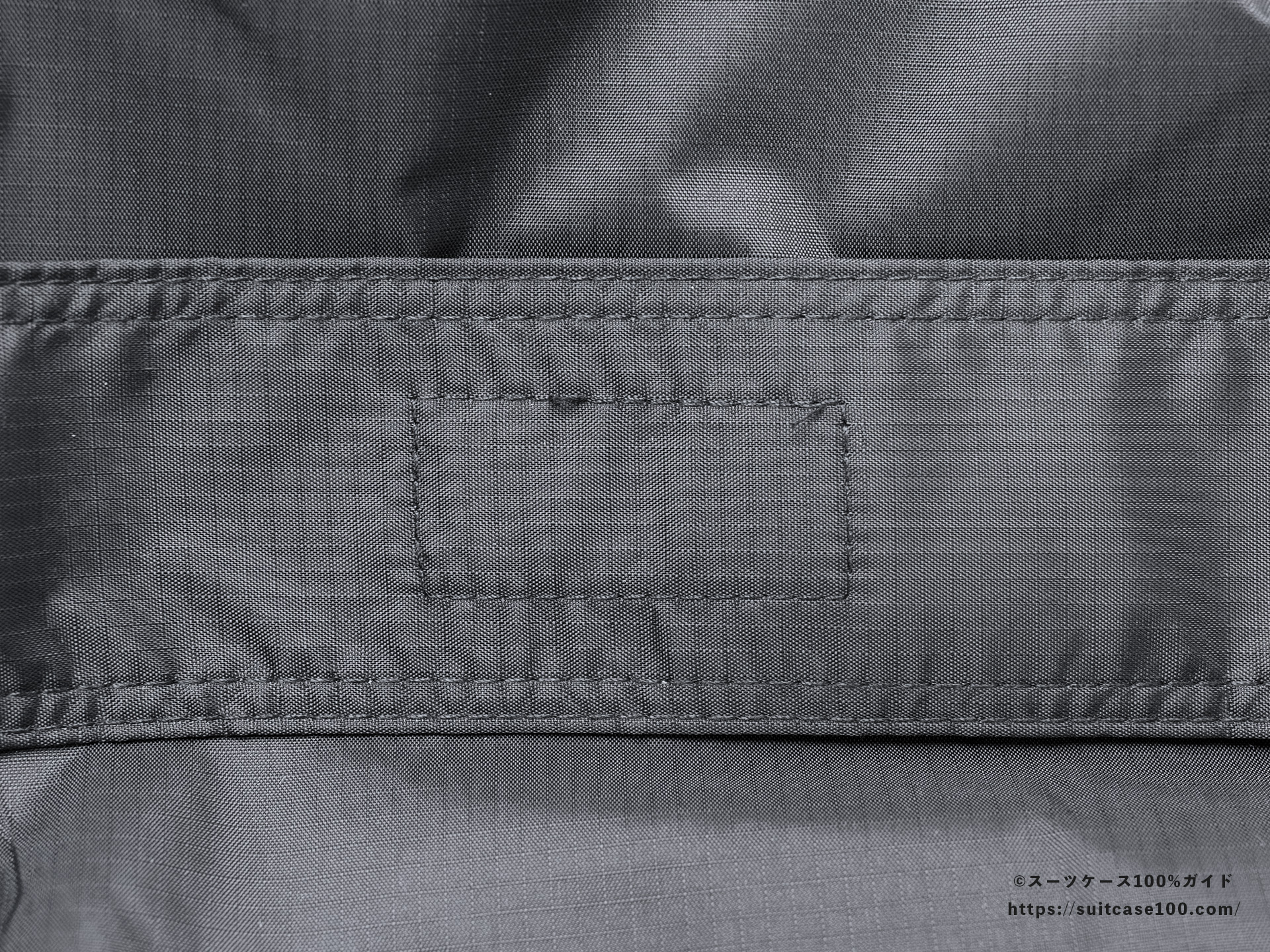 LAKOLE キャリーオンボストンバッグ 外観レビュー キャリーハンドル固定バンドのマジックテープの縫製