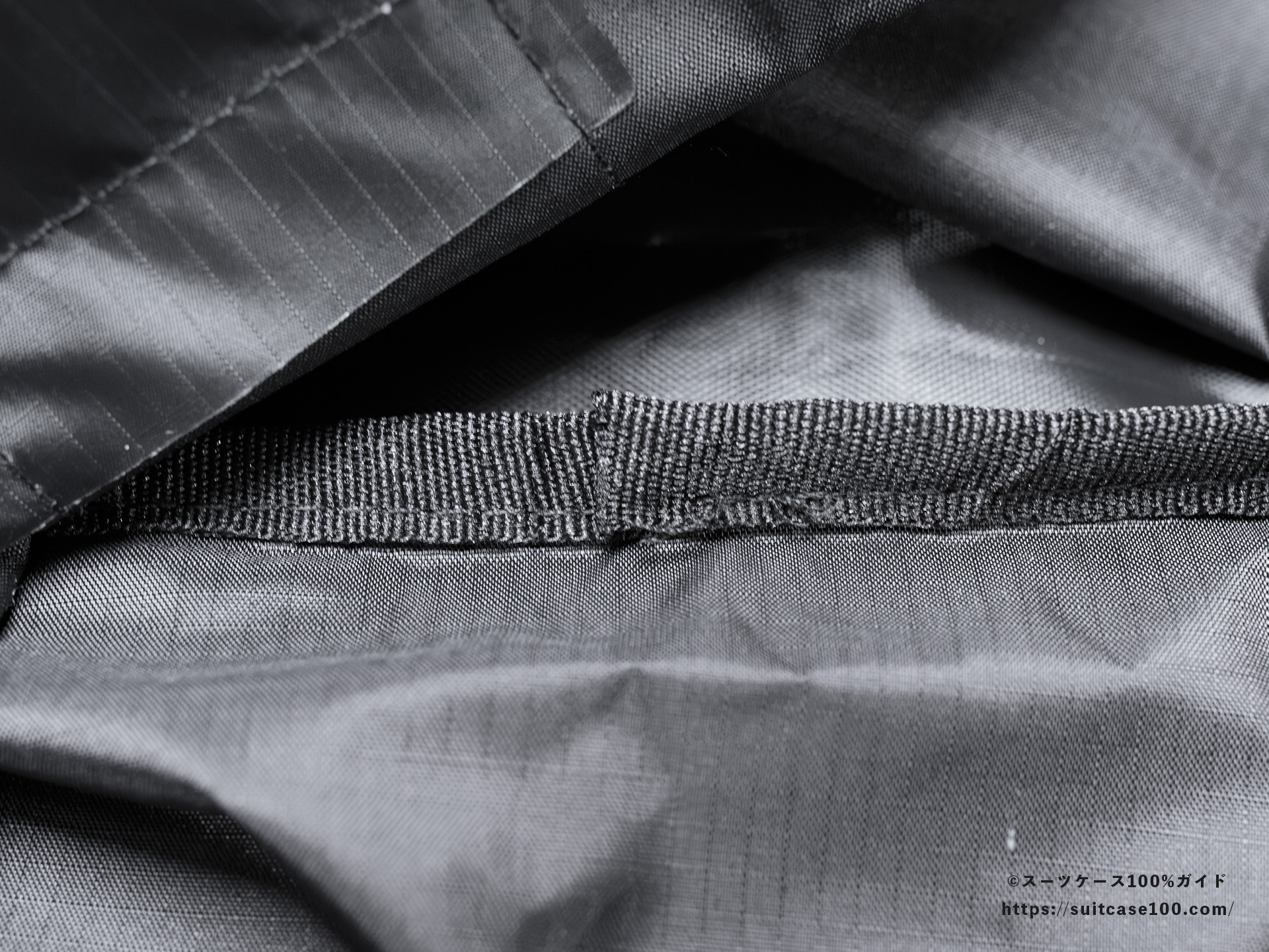 LAKOLE キャリーオンボストンバッグ 外観レビュー 中面 生地端部の縫製