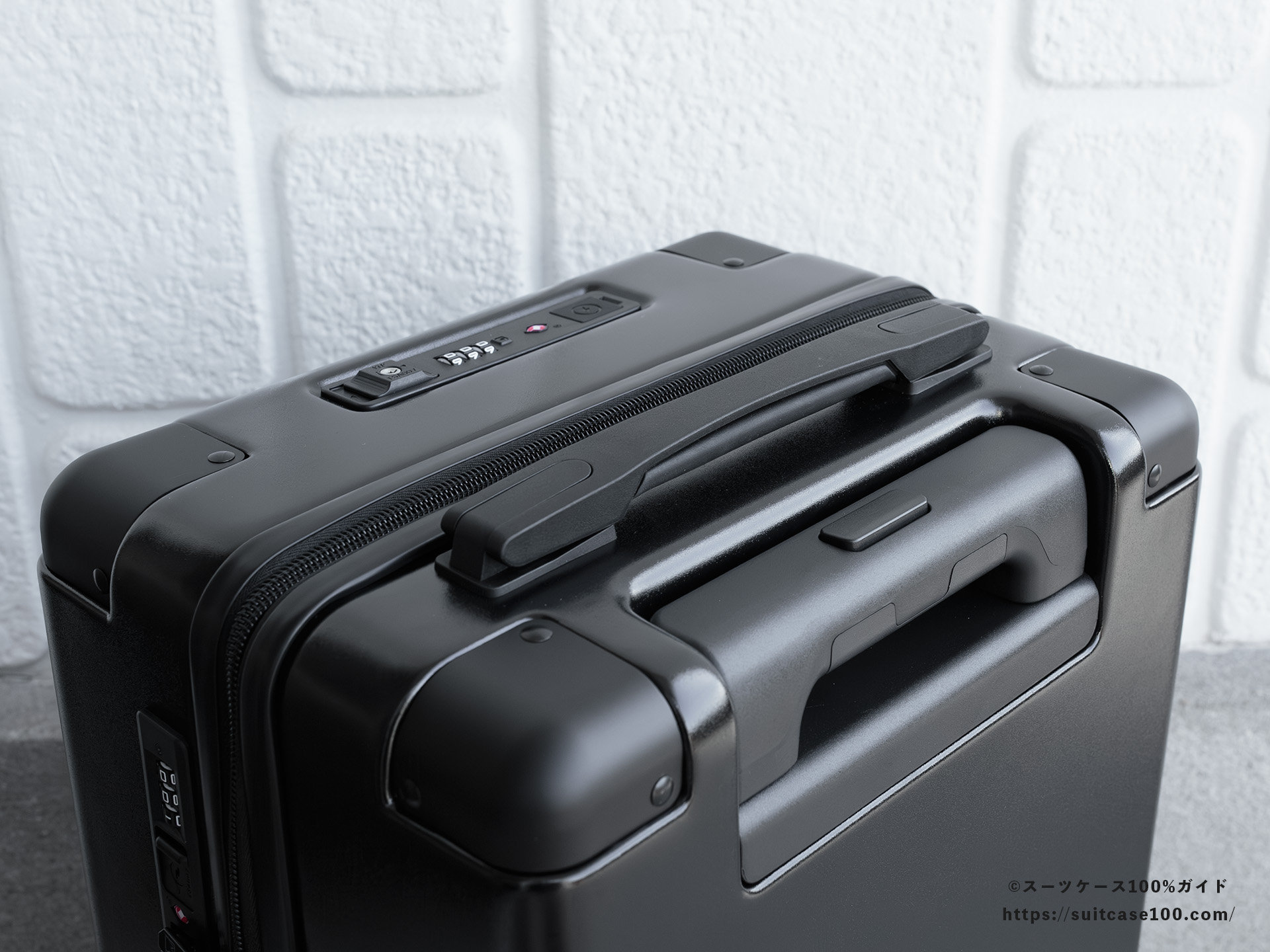 LW 5213-48 トップハンドルレビュー 斜めから見た図