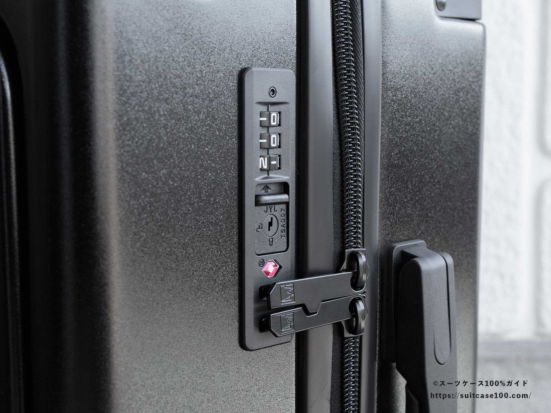 LW 5213-48 TSAロックレビュー 斜めから見た図