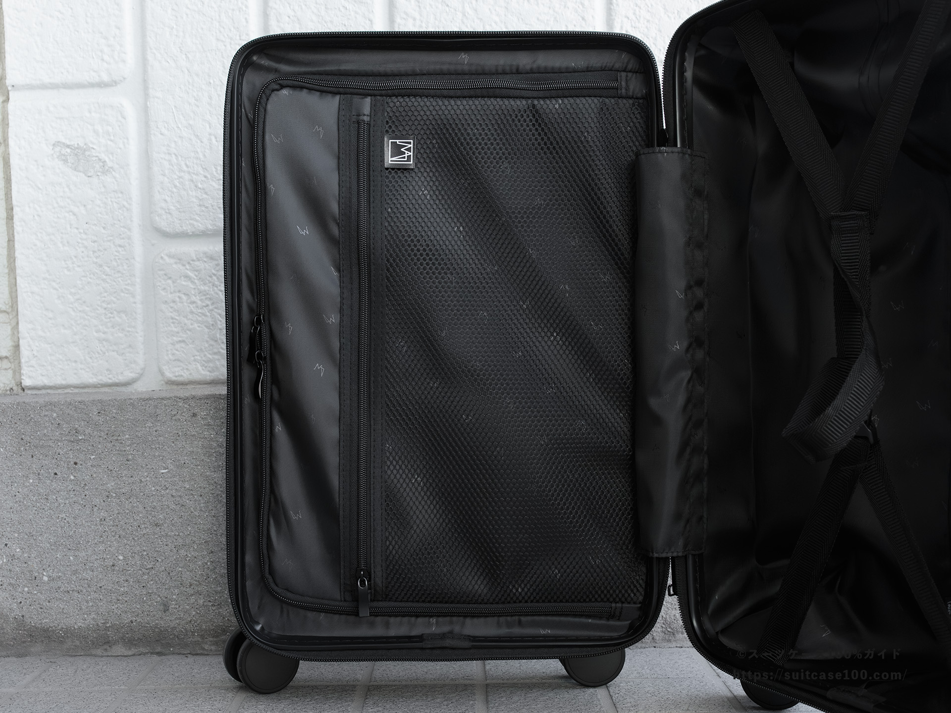 LW 5213-48 内装レビュー 左側仕切り