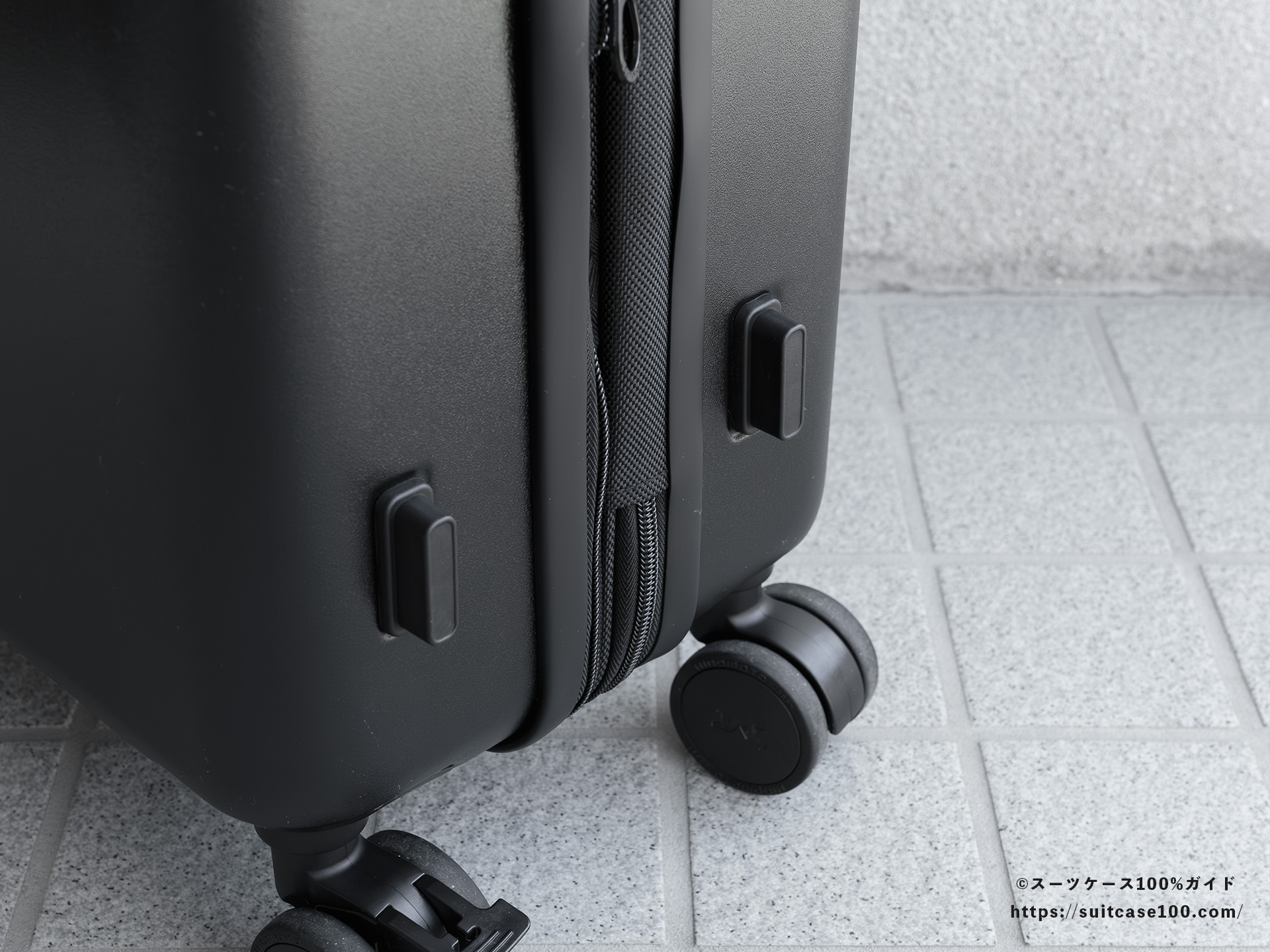 MAIMO SPEED U plus 外観レビュー 底鋲下側