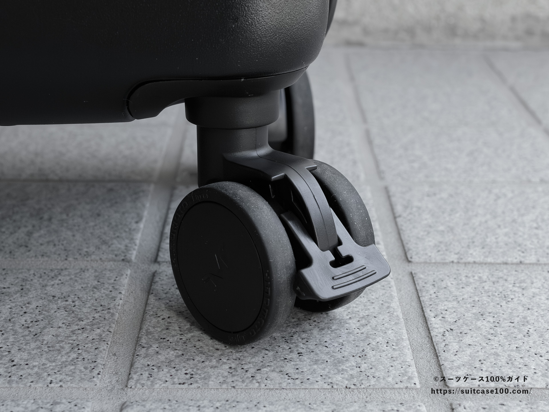 MAIMO SPEED U plus キャスターストッパーレビュー ロック状態