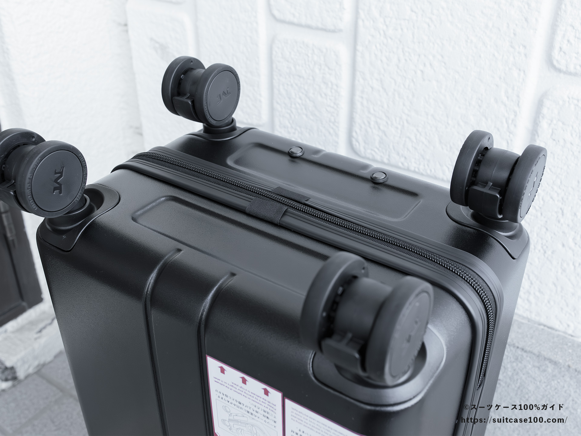 MAIMO COLOR YOU 外観レビュー 底面を斜めから見た図