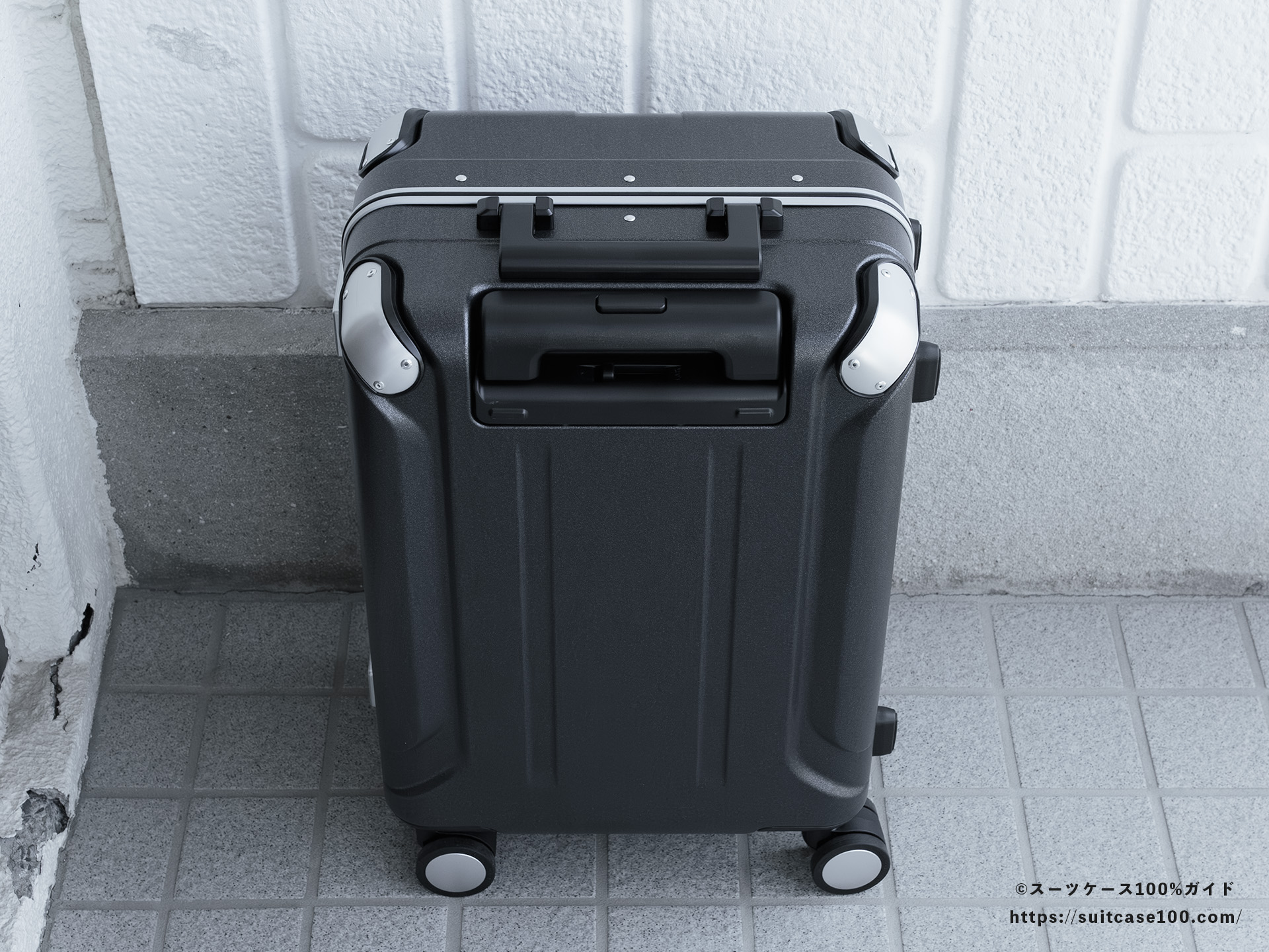 SHOEI スーツケース X-CORE 外観レビュー 背面上部