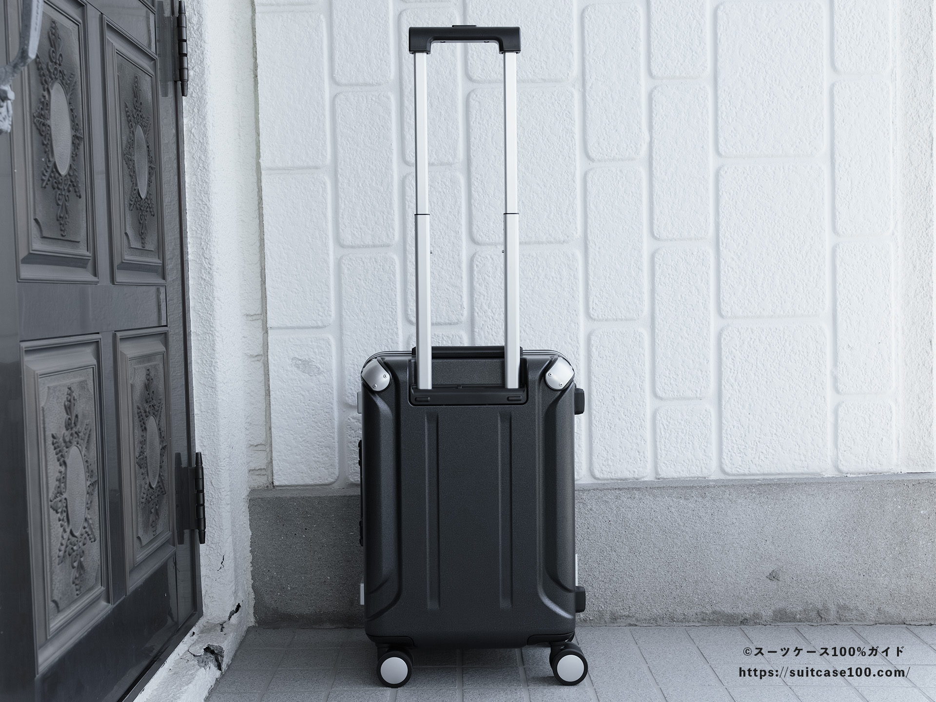 SHOEI スーツケース X-CORE キャリーハンドルレビュー 最大に伸ばした状態