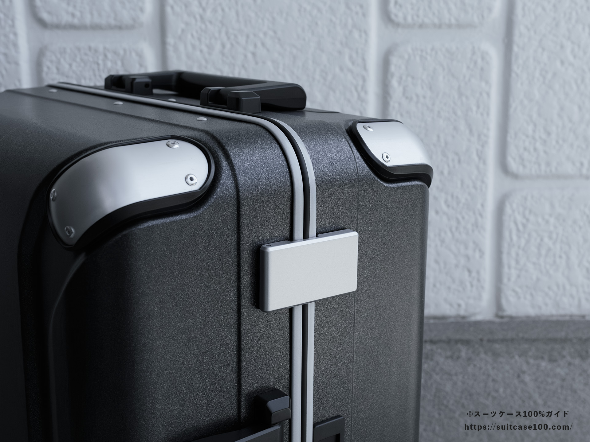 SHOEI スーツケース X-CORE 外観レビュー バックル 上側