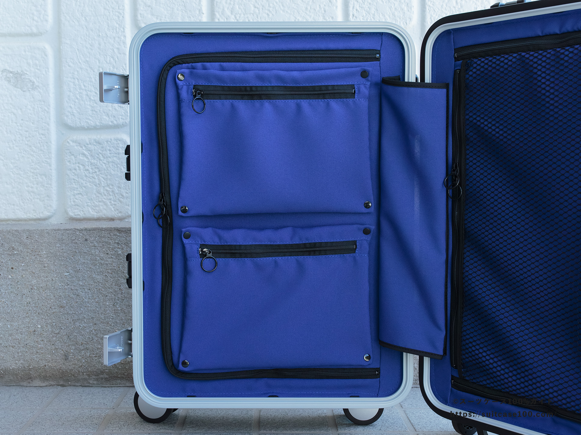 SHOEI スーツケース X-CORE 内装レビュー 左側仕切り