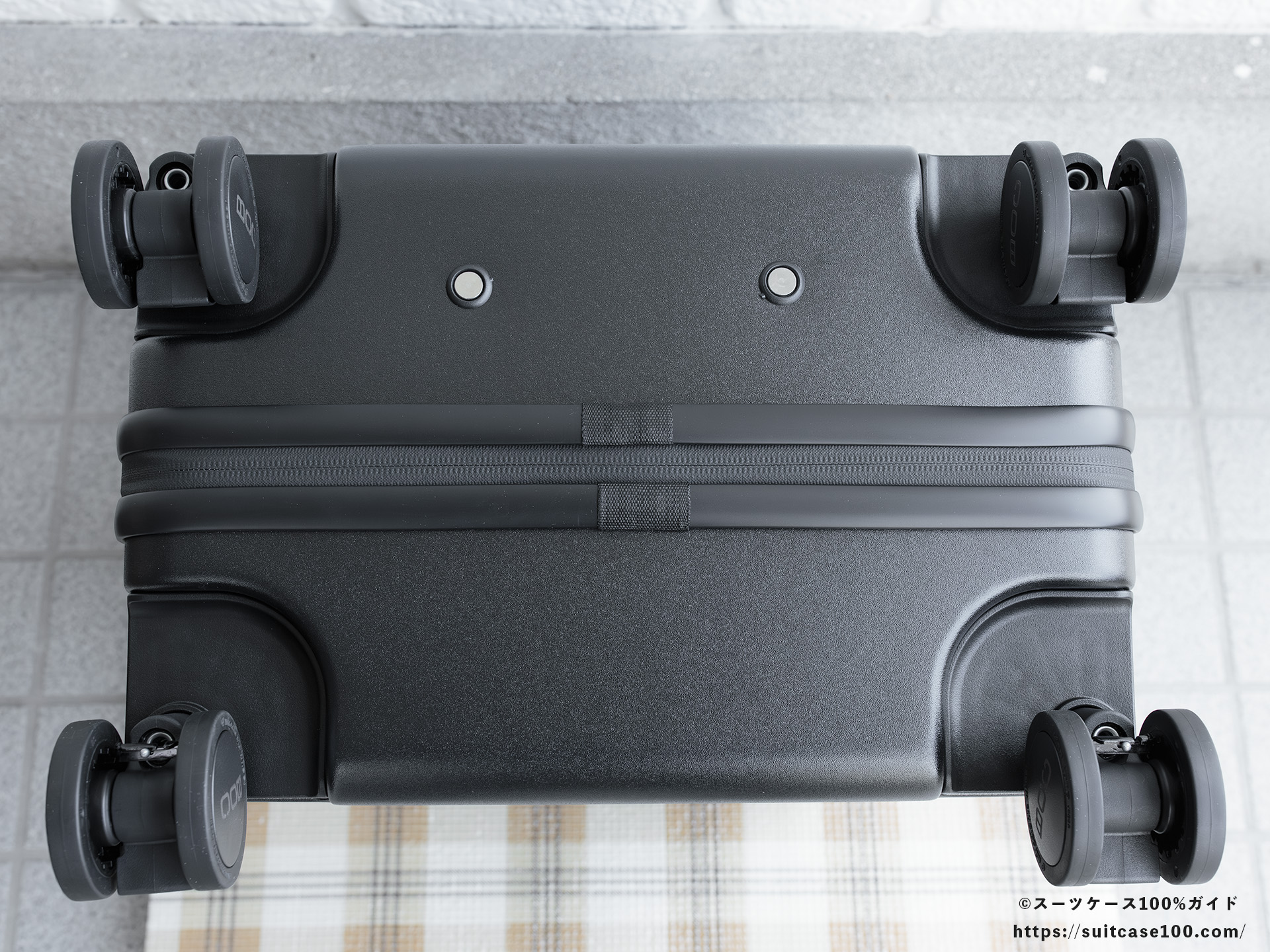 ROOKLYN OUTDOOR COMPANY The Jet Carry 外観レビュー 底面