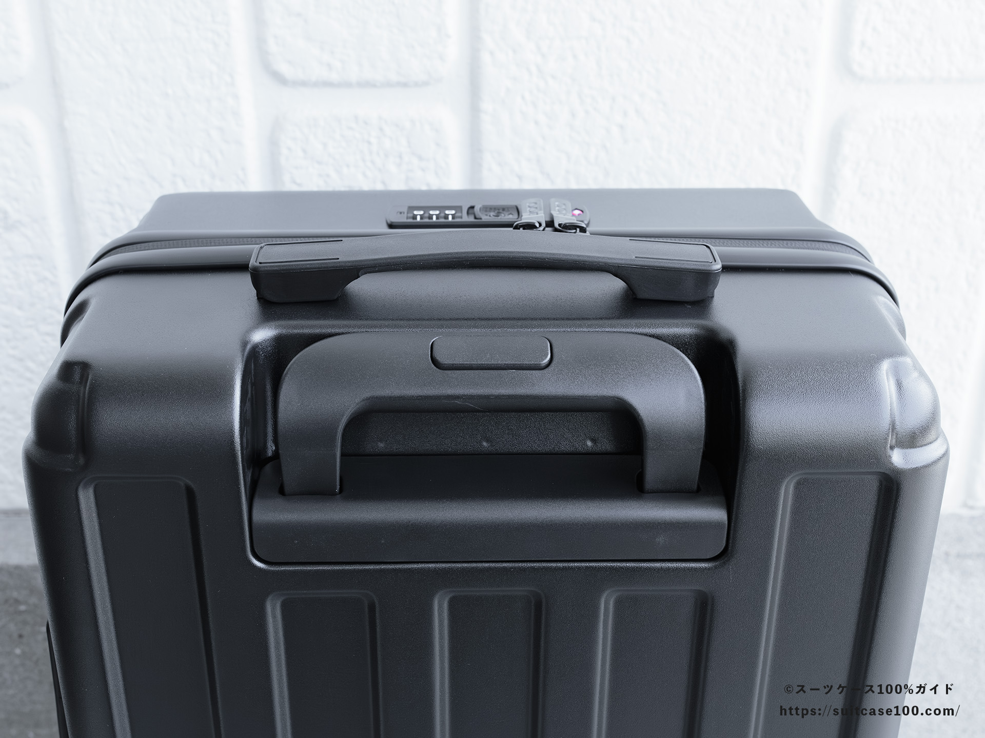 ROOKLYN OUTDOOR COMPANY The Jet Carry トップハンドルレビュー 正面から見た図