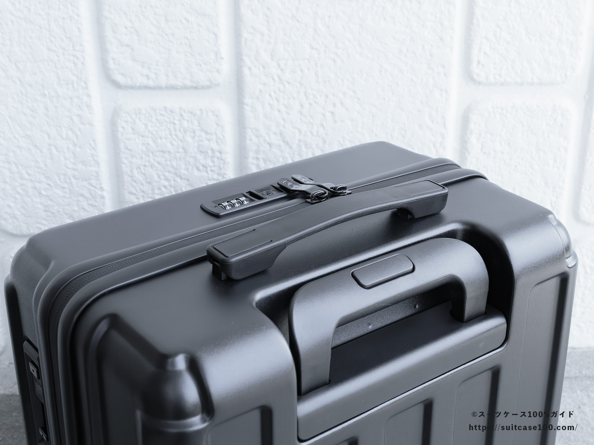 ROOKLYN OUTDOOR COMPANY The Jet Carry トップハンドルレビュー 斜め上から見た図