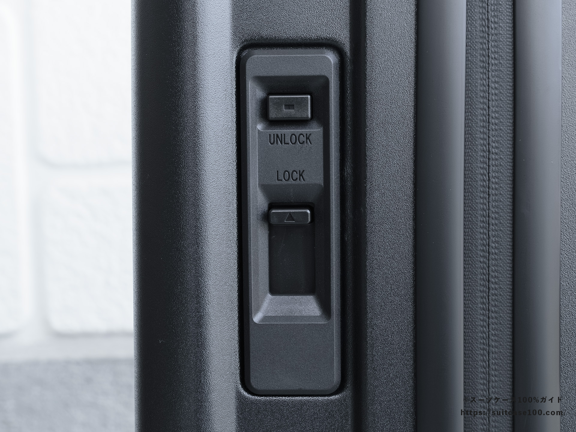 ROOKLYN OUTDOOR COMPANY The Jet Carry キャスターストッパーレビュー ロック状態