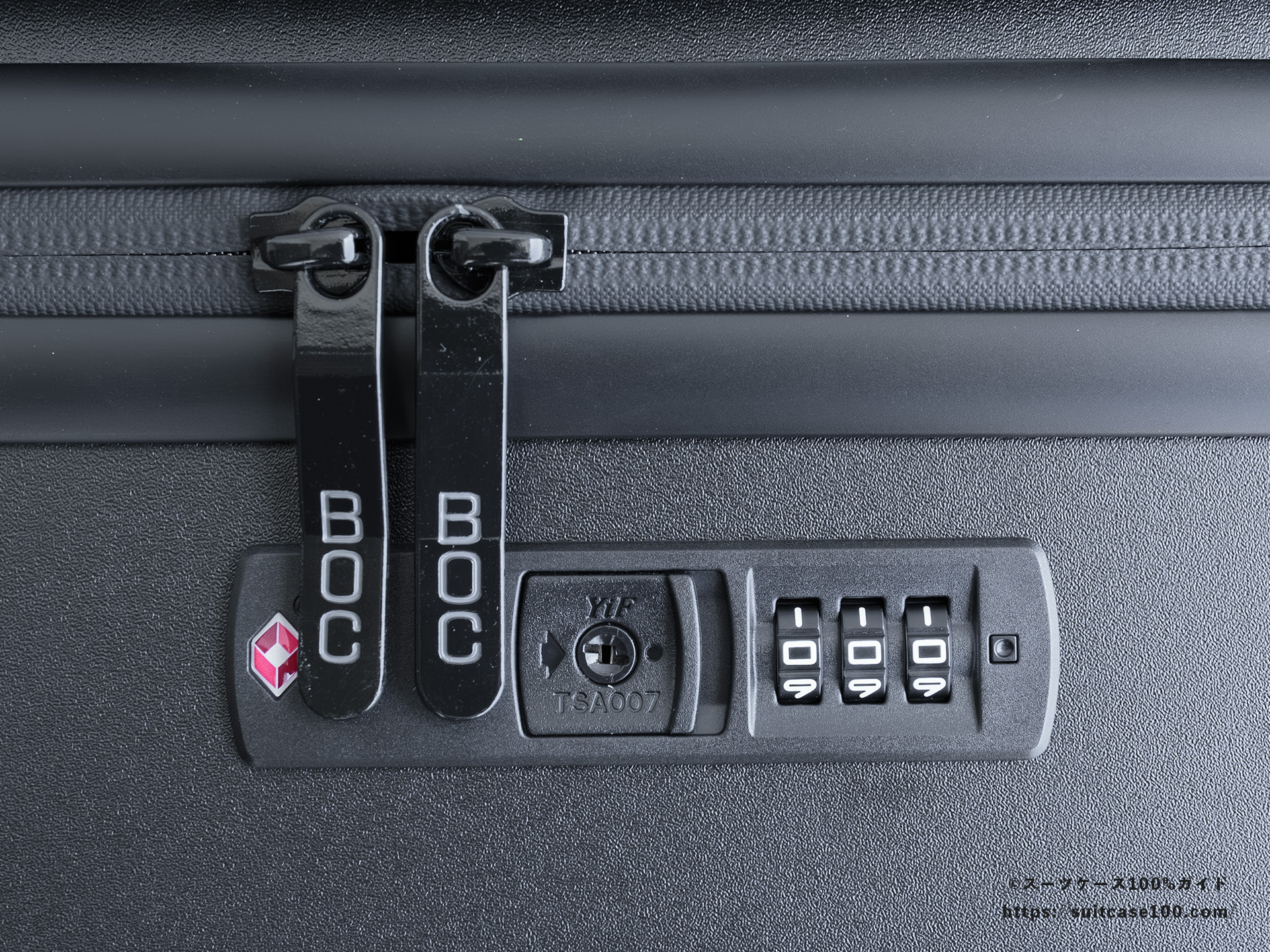 ROOKLYN OUTDOOR COMPANY The Jet Carry TSAロックレビュー 真上から見た図