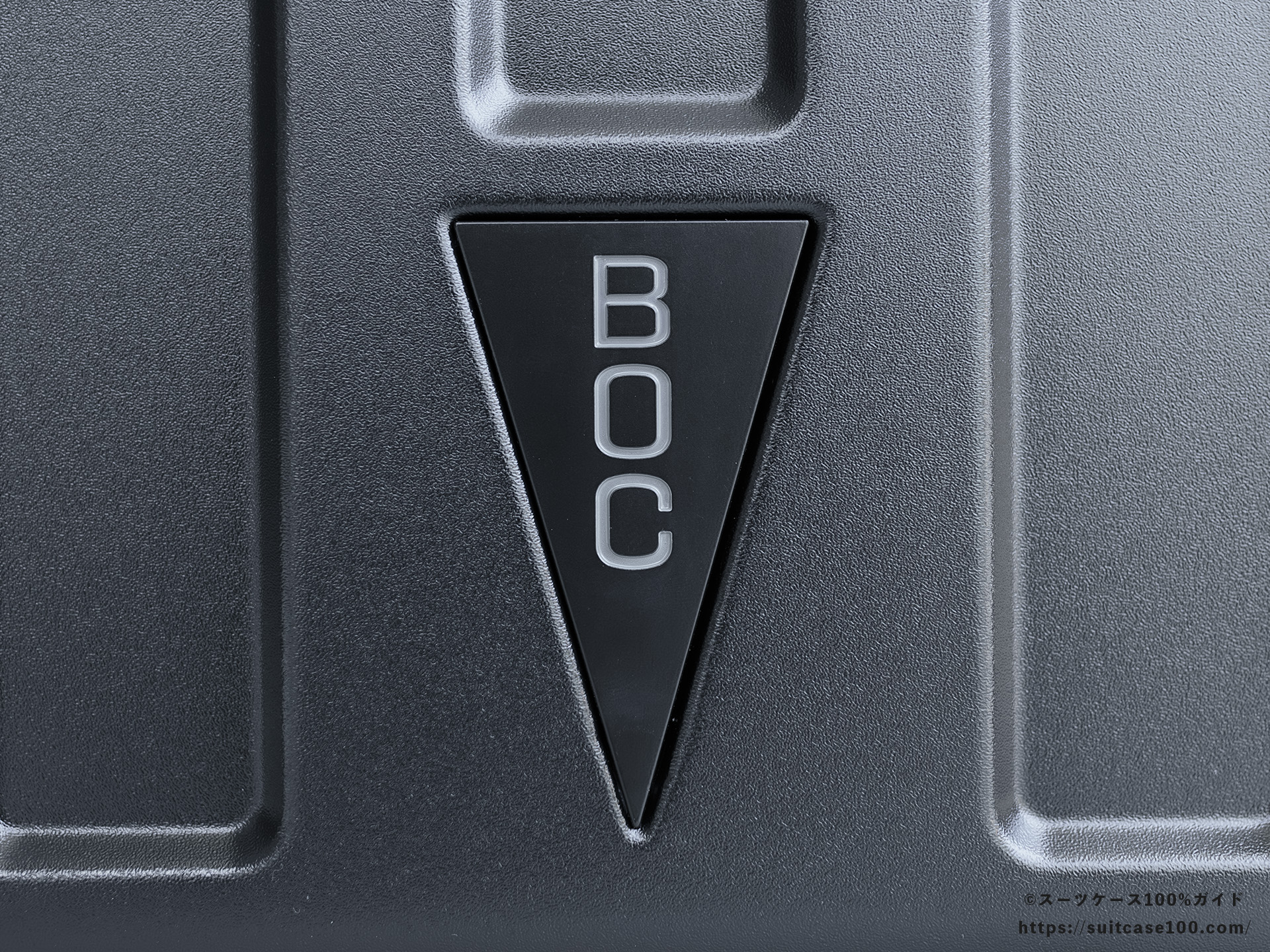 ROOKLYN OUTDOOR COMPANY The Jet Carry 外観レビュー ロゴ拡大