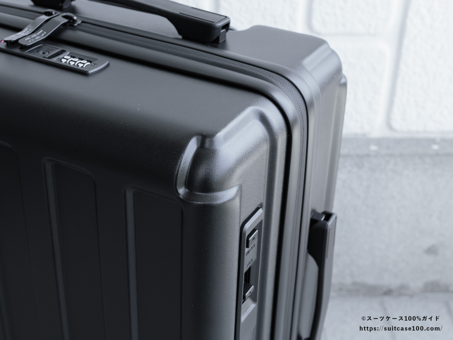 ROOKLYN OUTDOOR COMPANY The Jet Carry 外観レビュー 上側コーナー部