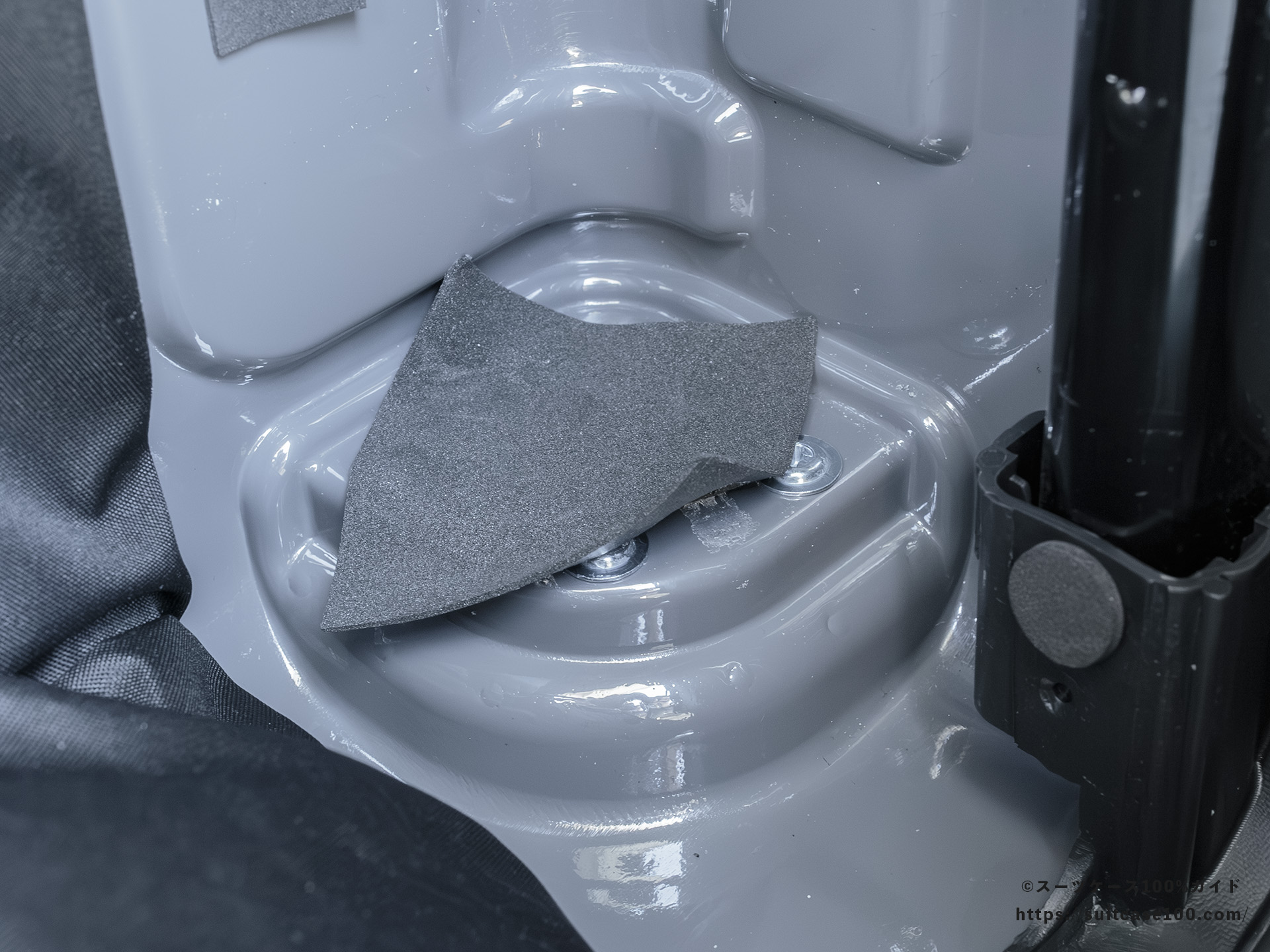 ROOKLYN OUTDOOR COMPANY The Jet Carry 内部レビュー キャスター固定部