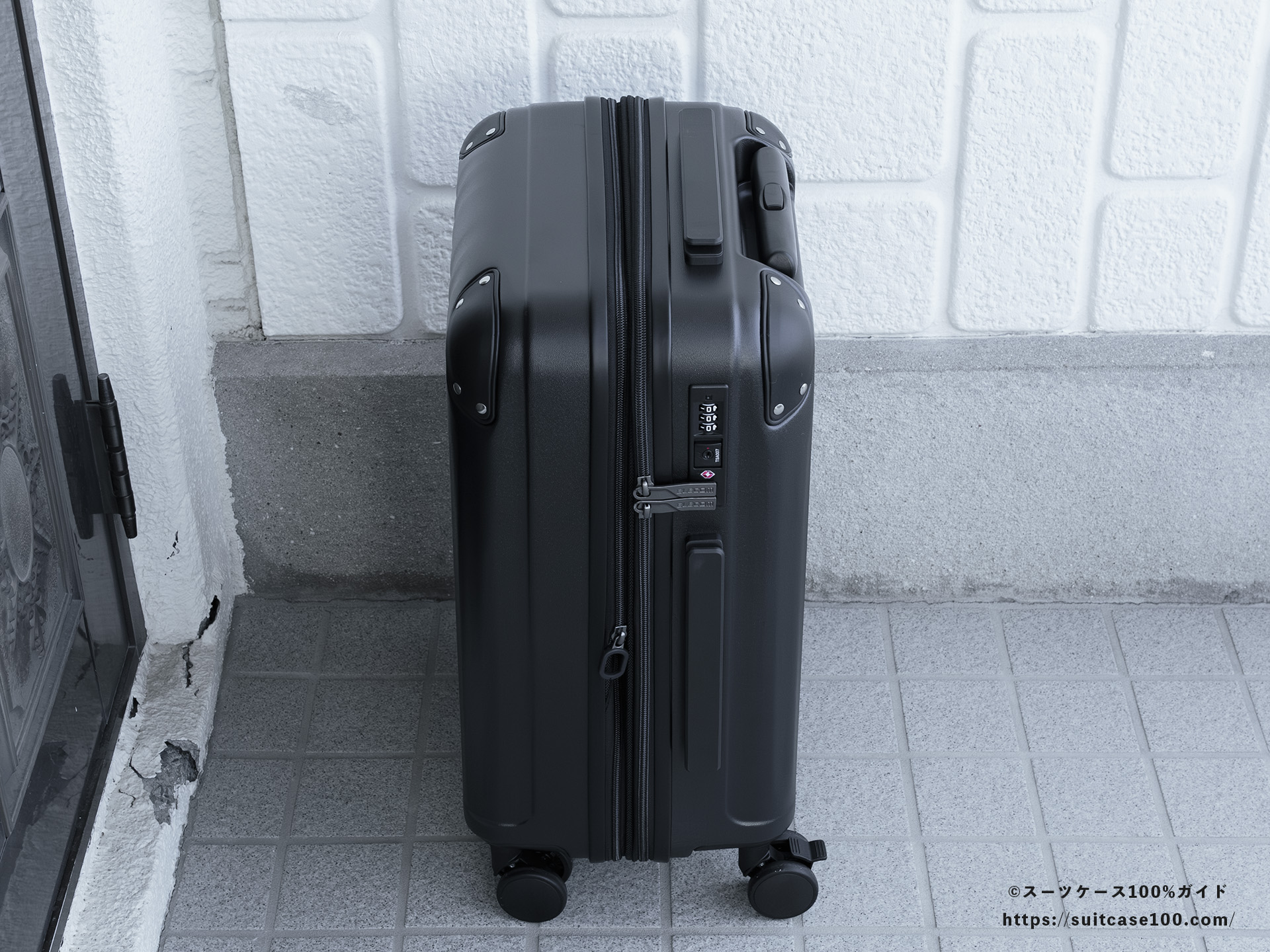エレコム スーツケース BM-XSC01 外観レビュー 側面上部