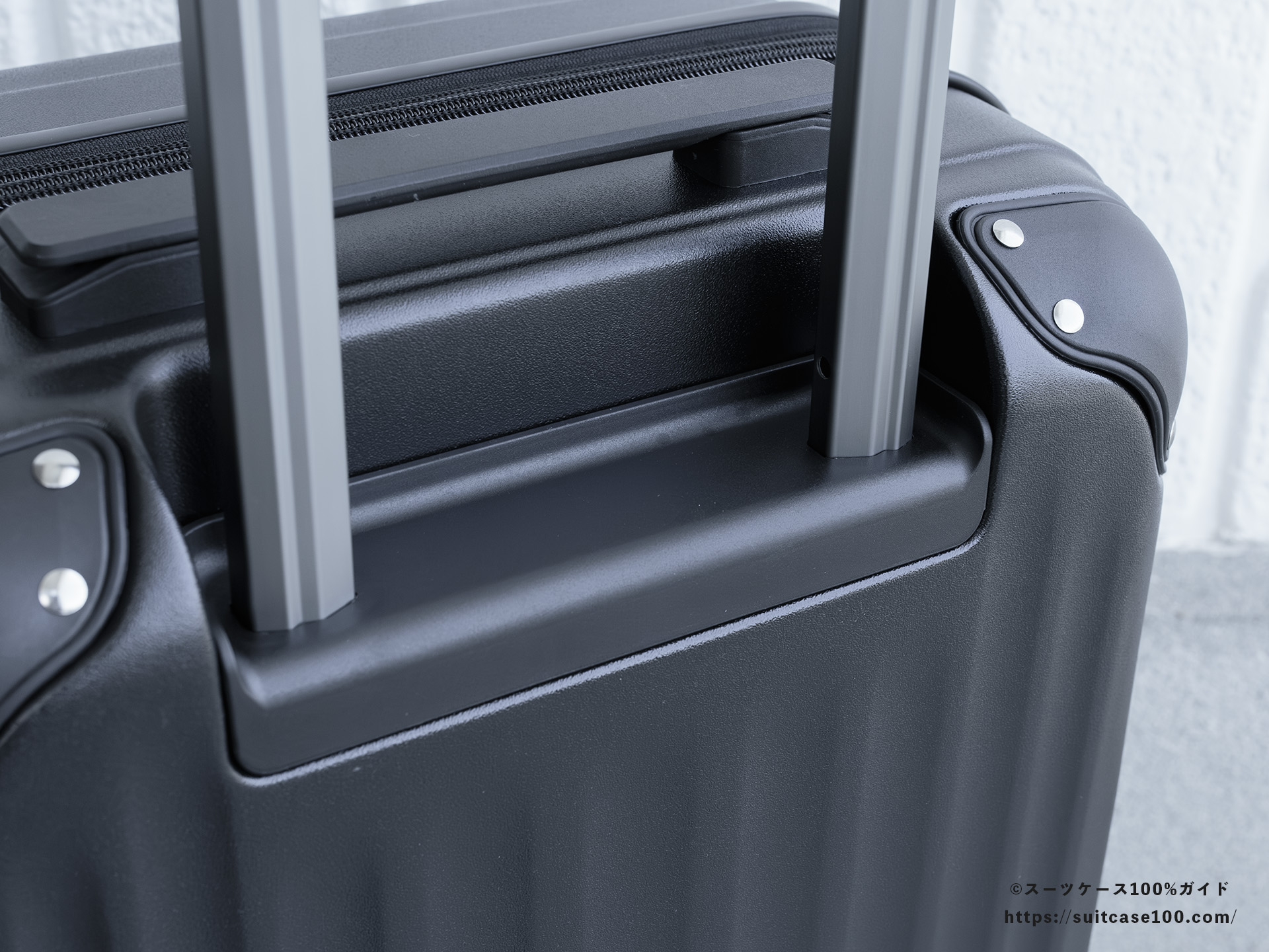 エレコム スーツケース BM-XSC01 キャリーハンドルレビュー キャリーバー根本拡大