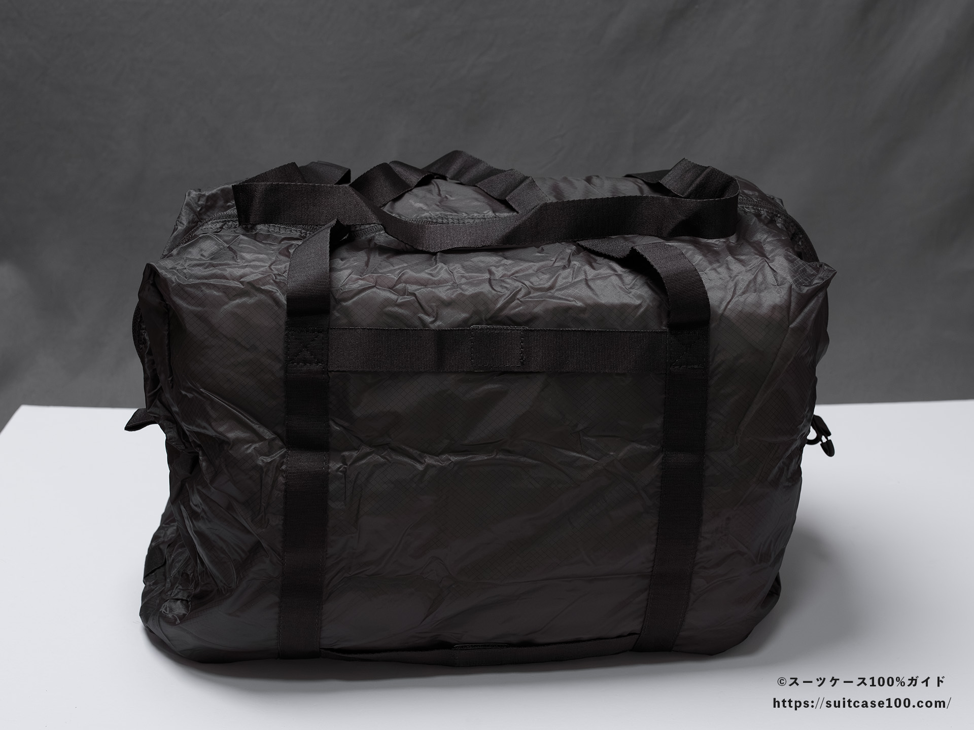 無印良品 軽量ナイロン小さくたためるボストンバッグ レビュー 荷物を入れた状態 正面から見た図