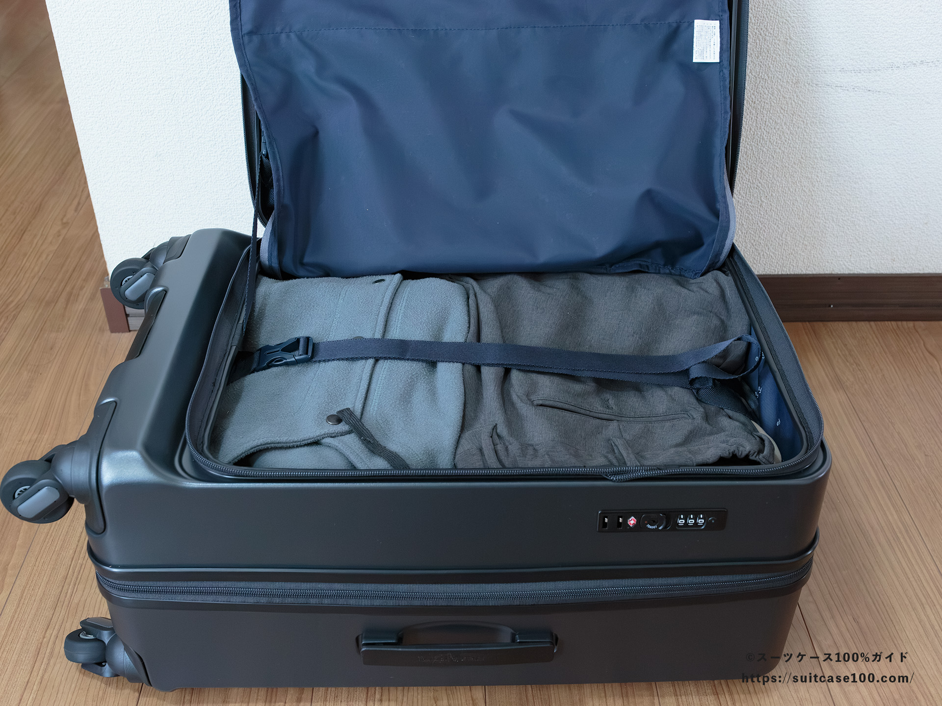 フリクエンター LIEVE コンテナ型(1-731) レビュー 実際に荷物を入れてみた 満杯状態でXバンドを付けた状態